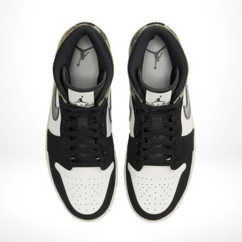 Top-down view of the Air Jordan 1