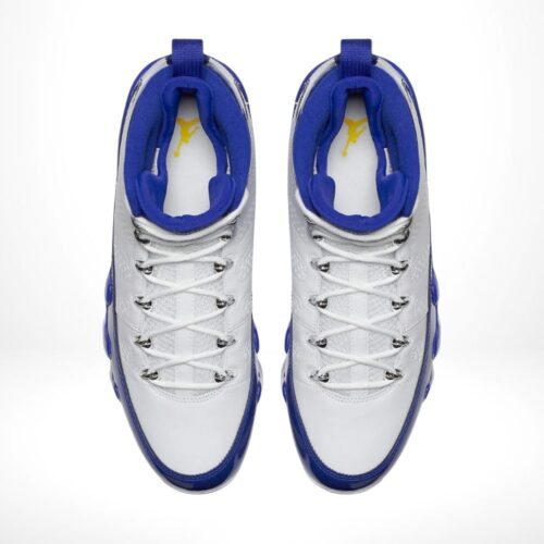 Top-down view of the Air Jordan 9