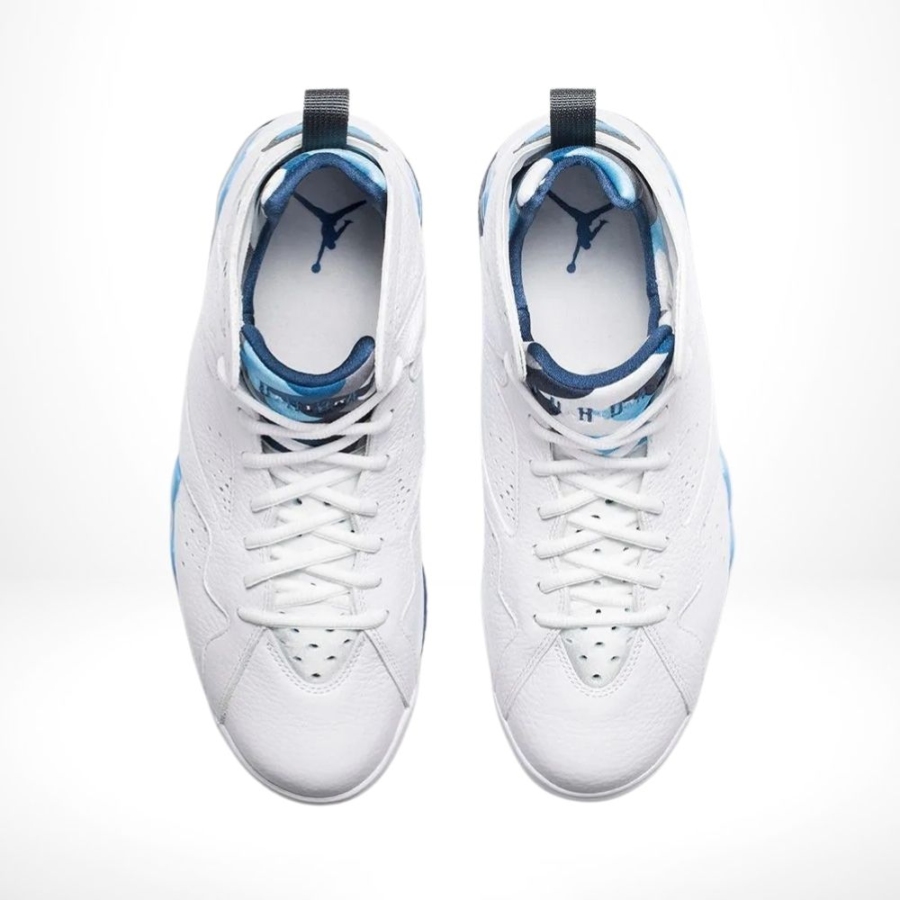 Top-down view of the Air Jordan 7
