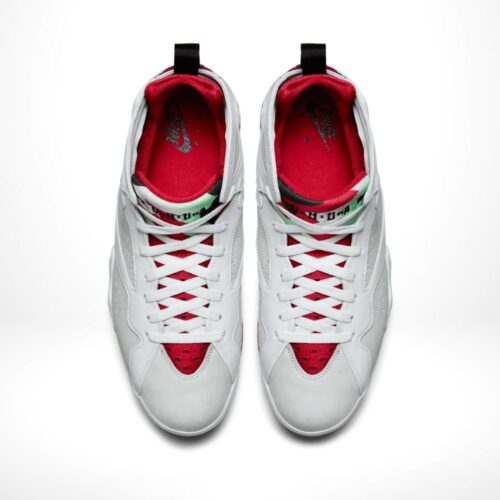 Top-down view of the Air Jordan 7