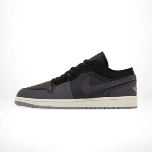 Medial side view of the Air Jordan 1