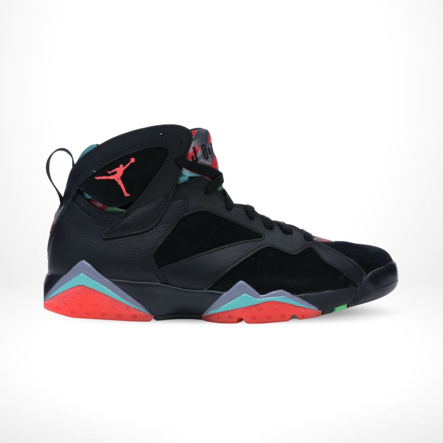 Side view of the Air Jordan 7