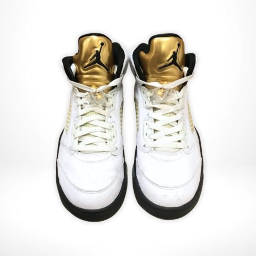 Top-down view of the Air Jordan 5