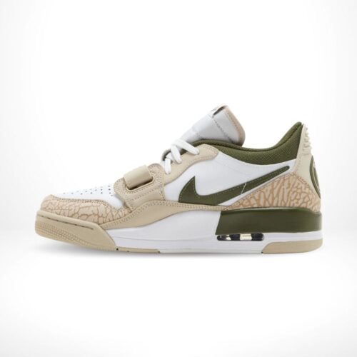 Medial side view of the Air Jordan Legacy 312