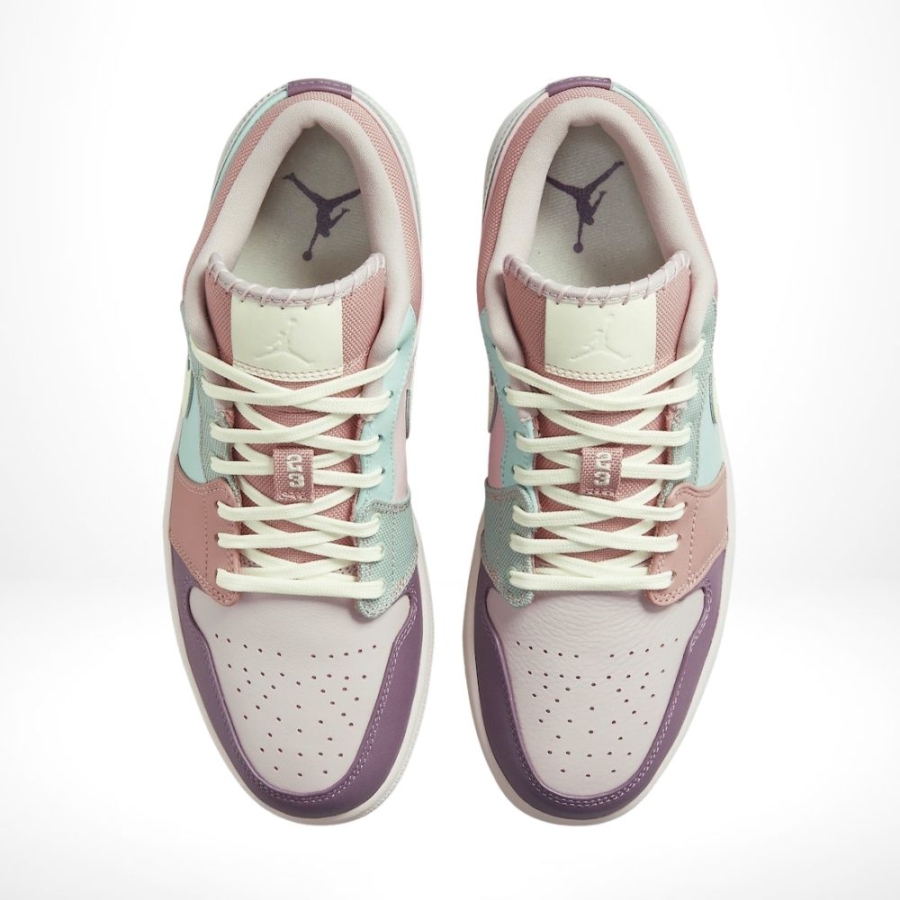 Top-down view of the Air Jordan 1