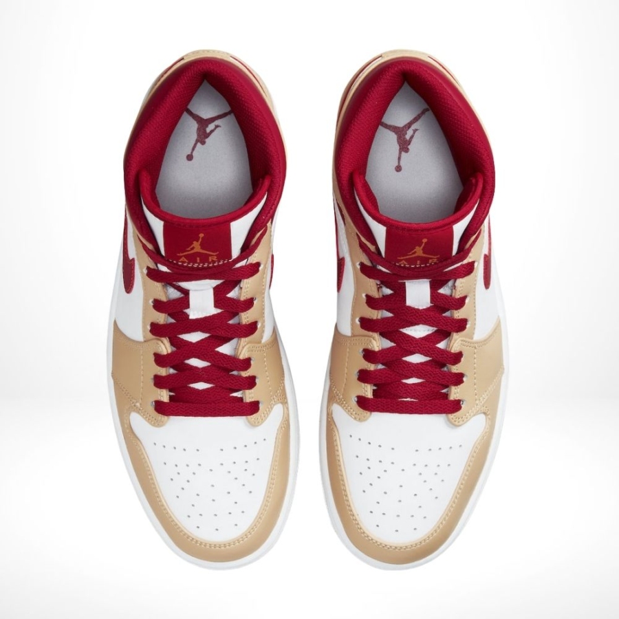 Top-down view of the Air Jordan 1
