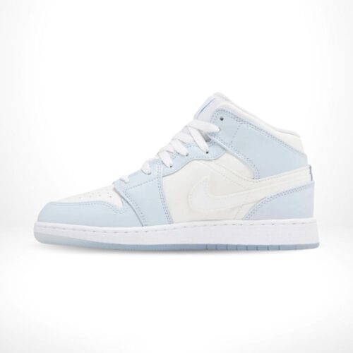 Medial side view of the Air Jordan 1