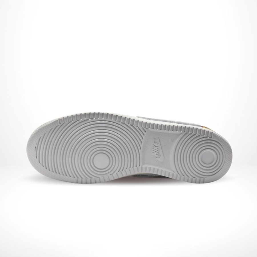 Bottom view of the Air Jordan 1