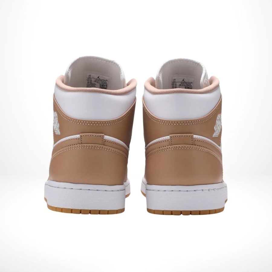 Rear view of the Air Jordan 1