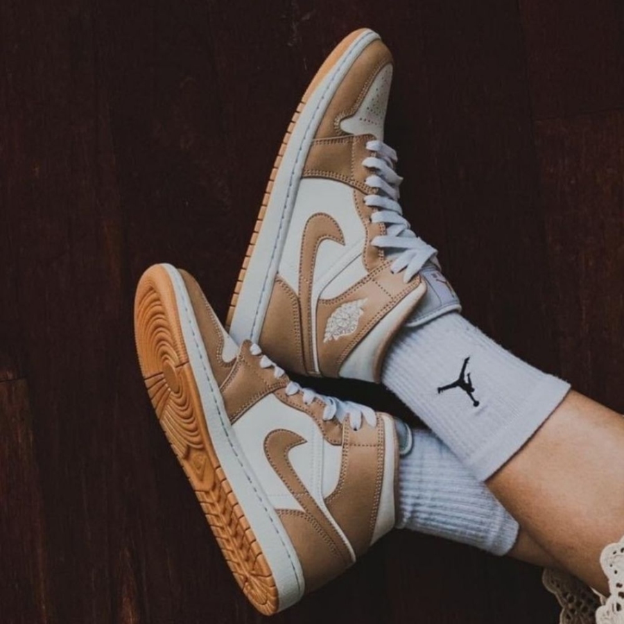 On-foot of the Air Jordan 1