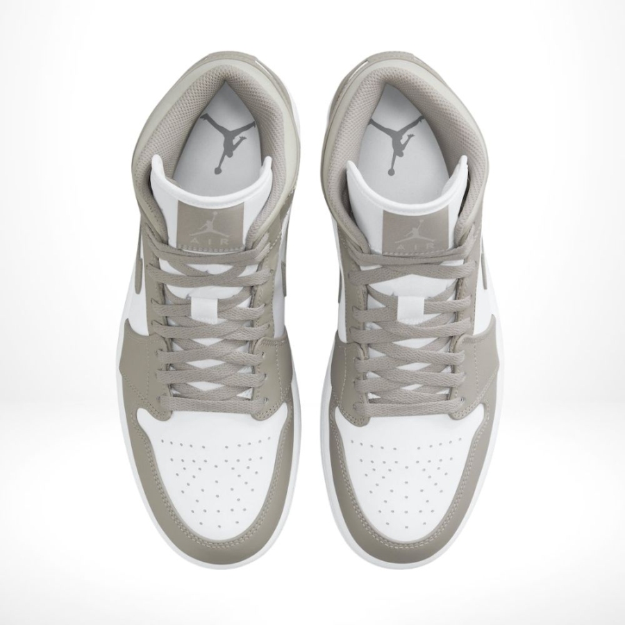 Top-down view of the Air Jordan 1