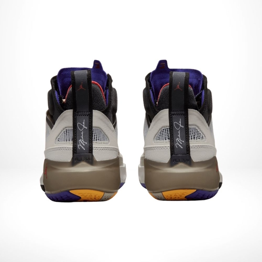 Rear view of the Air Jordan 37