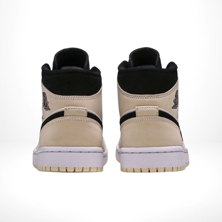 Rear view of the Air Jordan 1