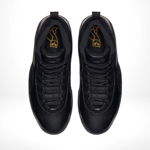 Top-down view of the Air Jordan 10