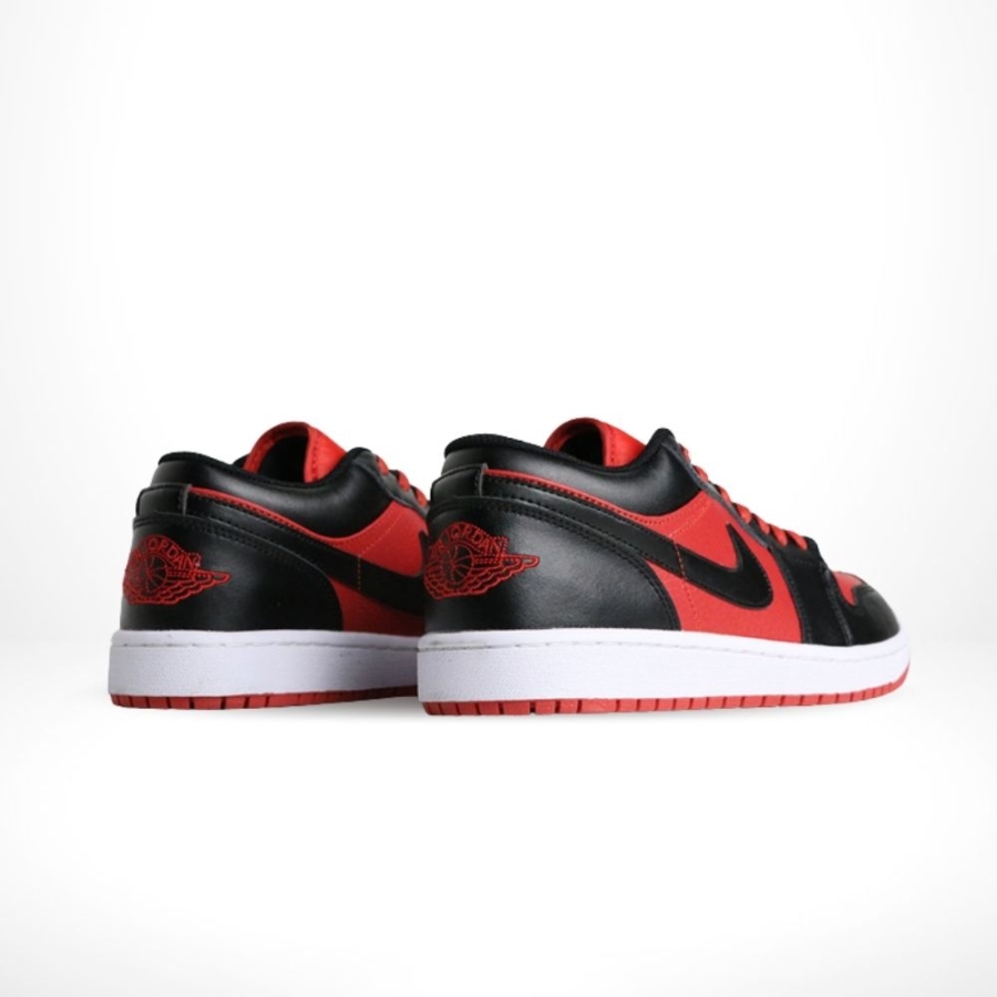 Rear view of the Air Jordan 1
