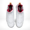 Top-down view of the Air Jordan 7