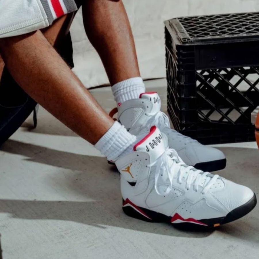 On-foot of the Air Jordan 7