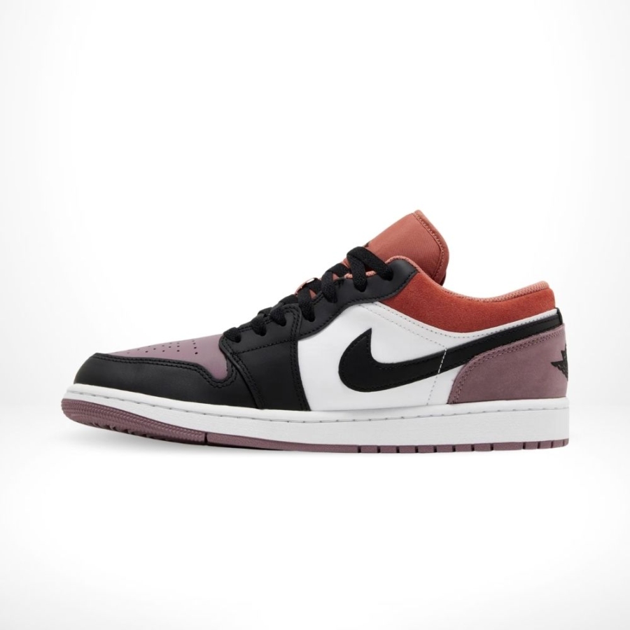 Medial side view of the Air Jordan 1