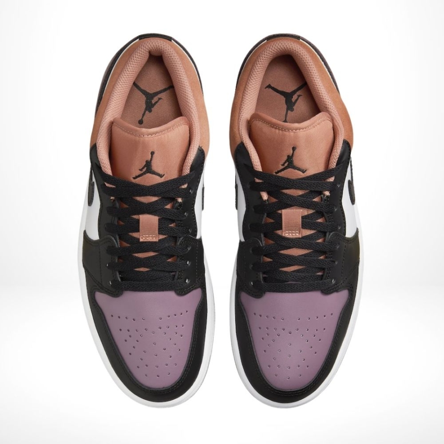 Top-down view of the Air Jordan 1