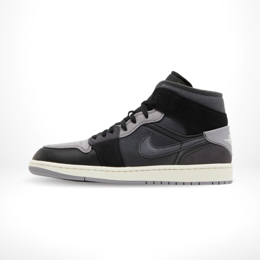 Medial side view of the Air Jordan 1