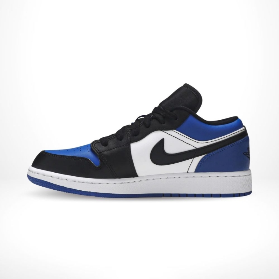 Medial side view of the Air Jordan 1
