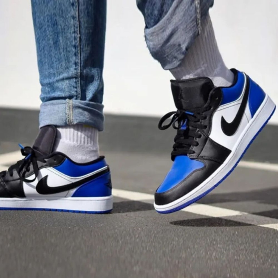 On-foot of the Air Jordan 1