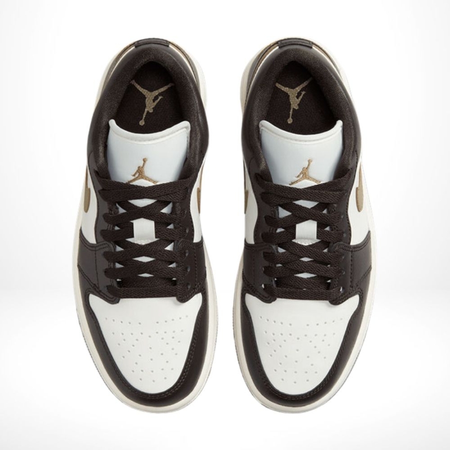 Top-down view of the Air Jordan 1