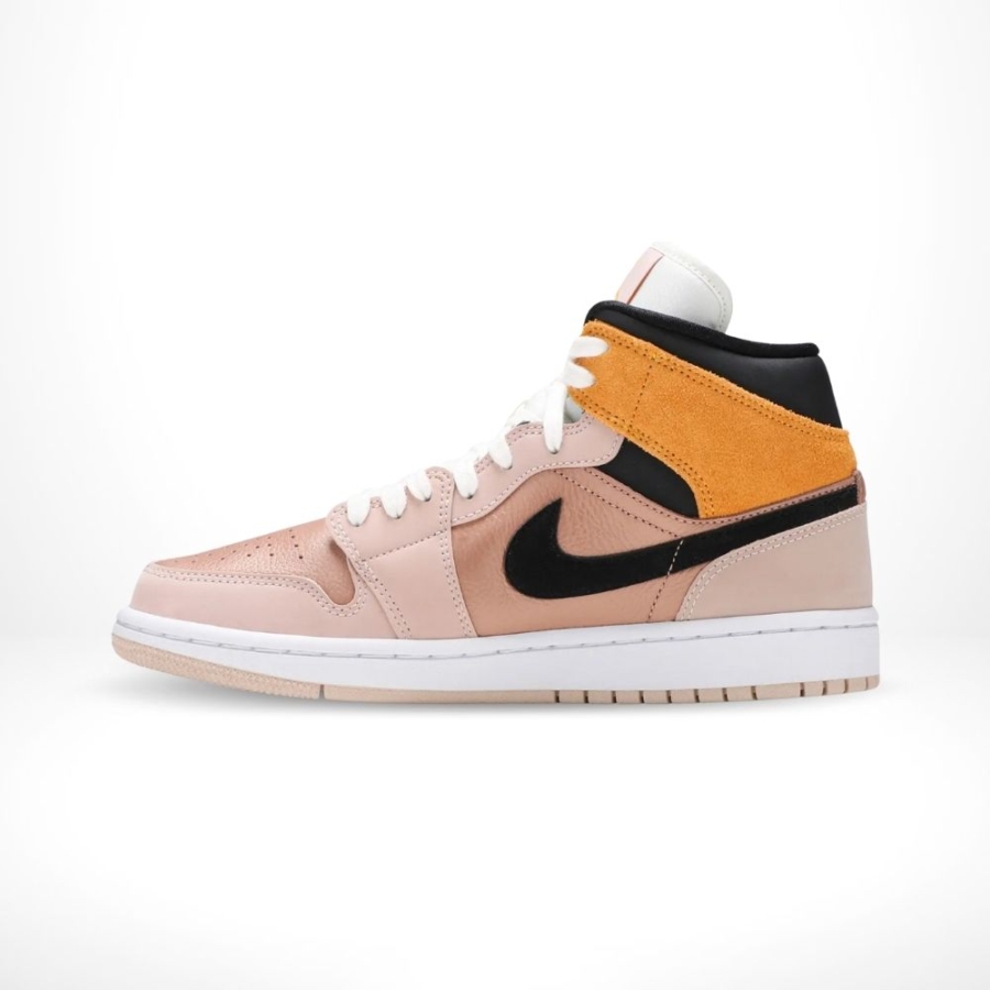 Medial side view of the Air Jordan 1