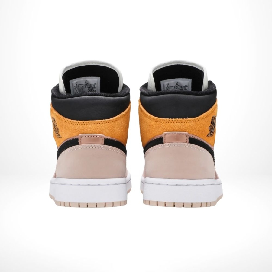 Rear view of the Air Jordan 1