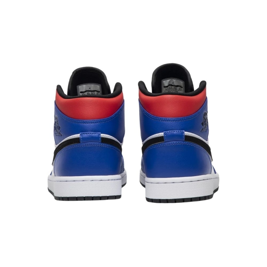 Rear view of the Air Jordan 1