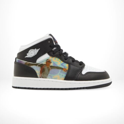 Side view of the Air Jordan 1