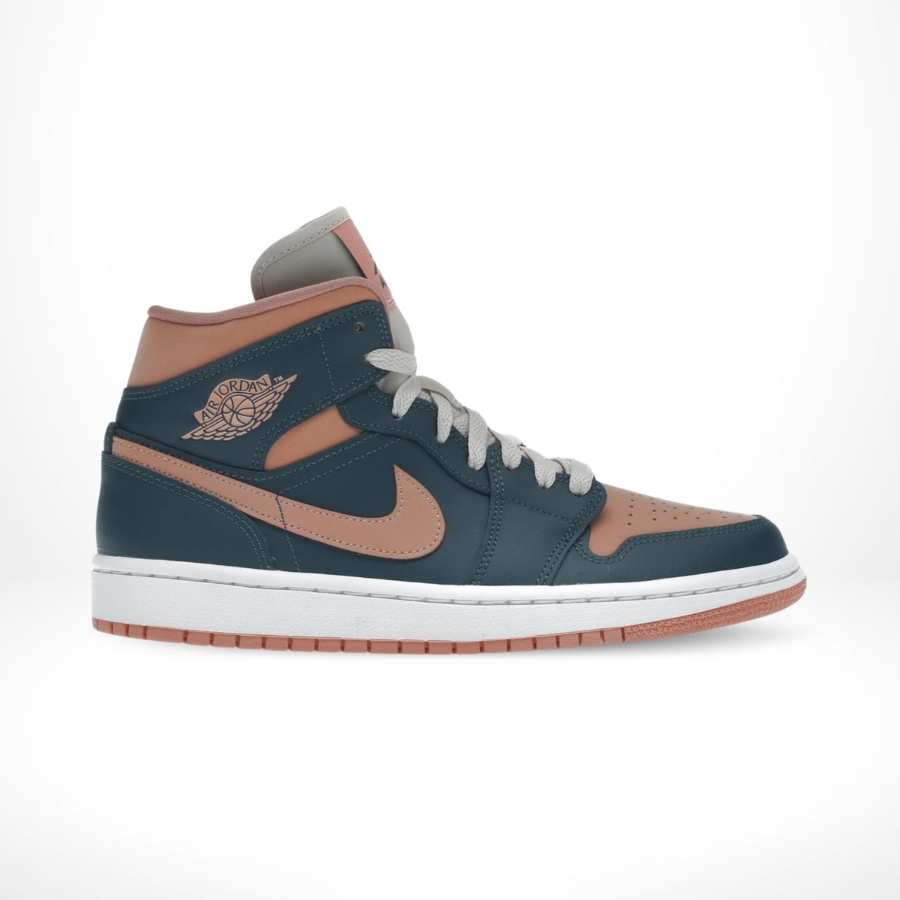 Side view of the Air Jordan 1