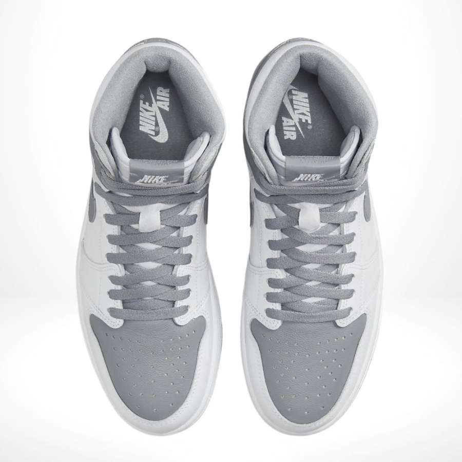 Top down view of the Air Jordan 1