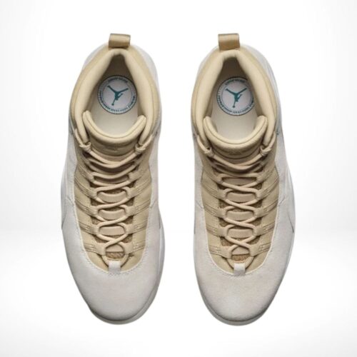 Top-down view of the Air Jordan 10