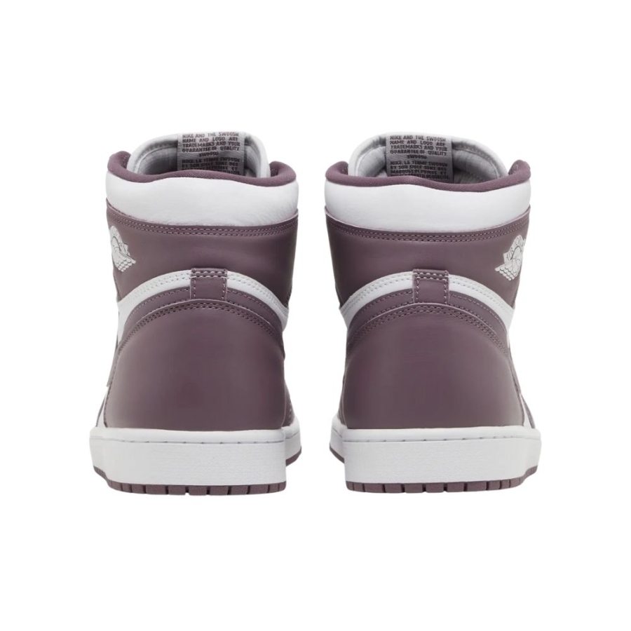 Rear view of the Air Jordan 1