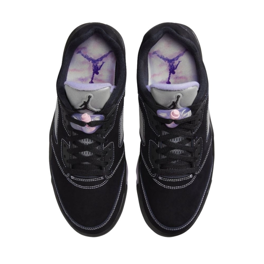 Top-down view of the Air Jordan 5