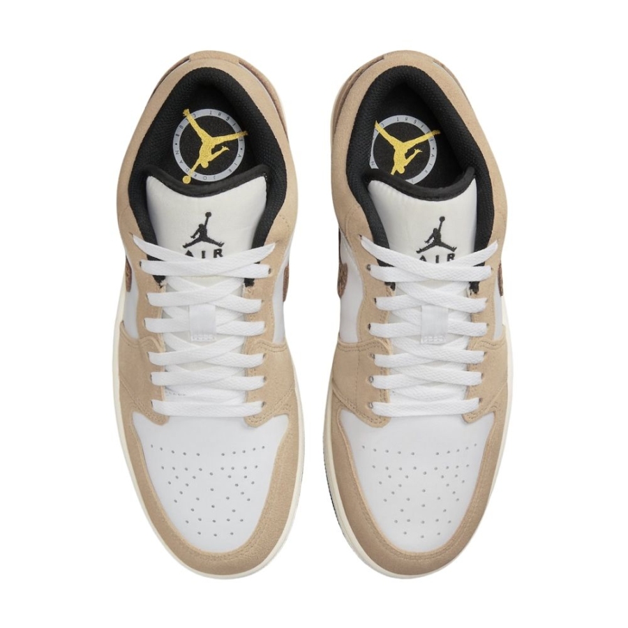 Top-down view of the Air Jordan 1