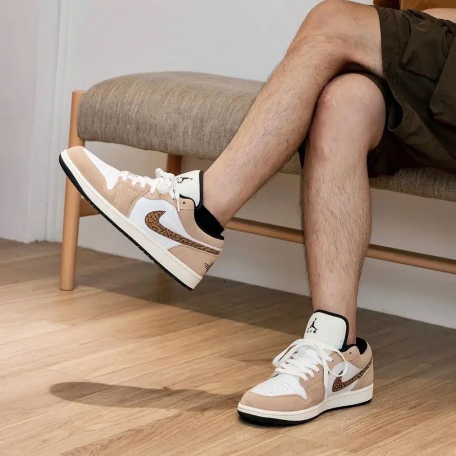 On-foot of the Air Jordan 1