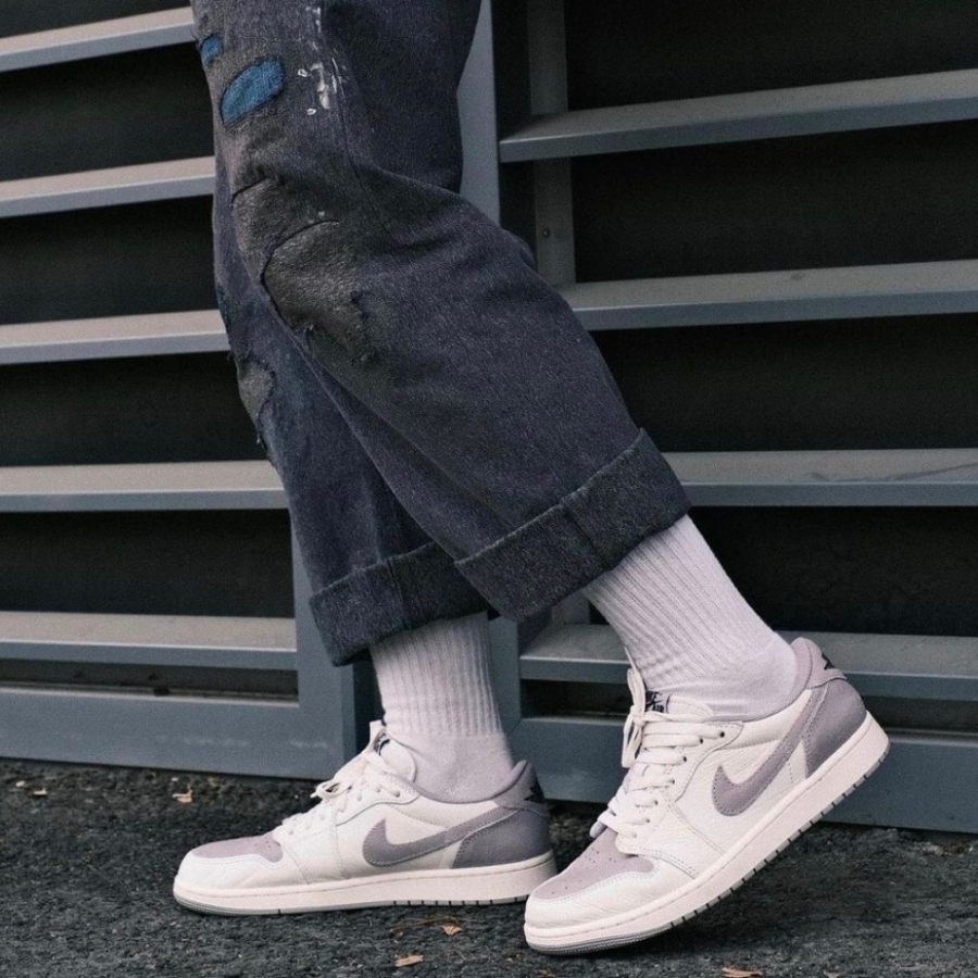 On-foot of the Air Jordan 1