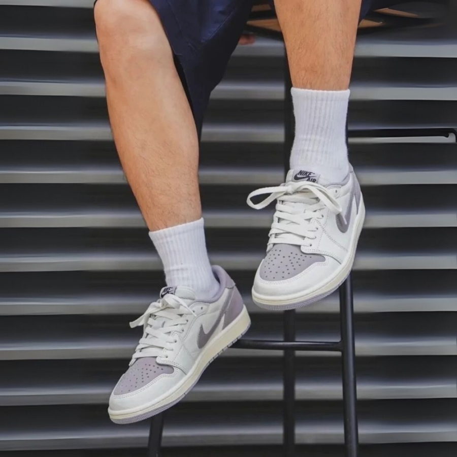 On-foot of the Air Jordan 1