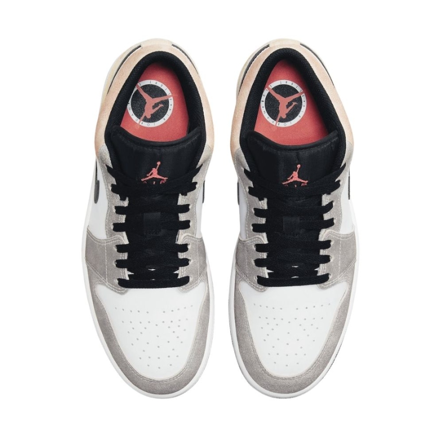 Top-down view of the Air Jordan 1