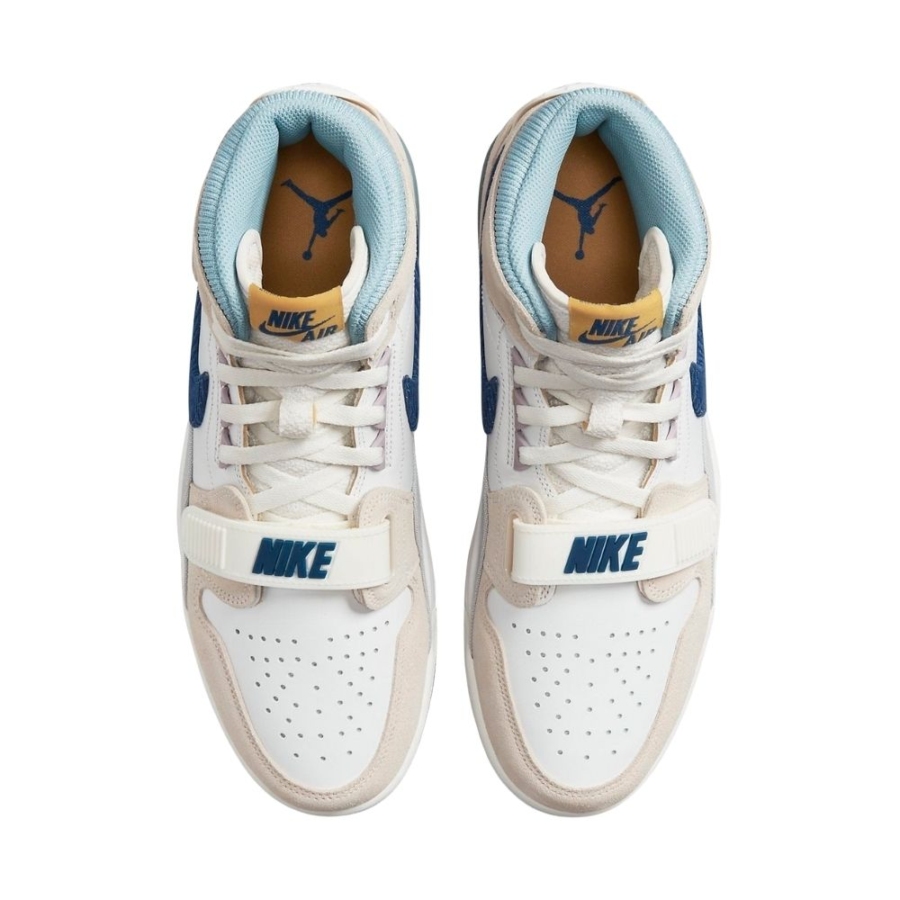 Top-down view of the Air Jordan