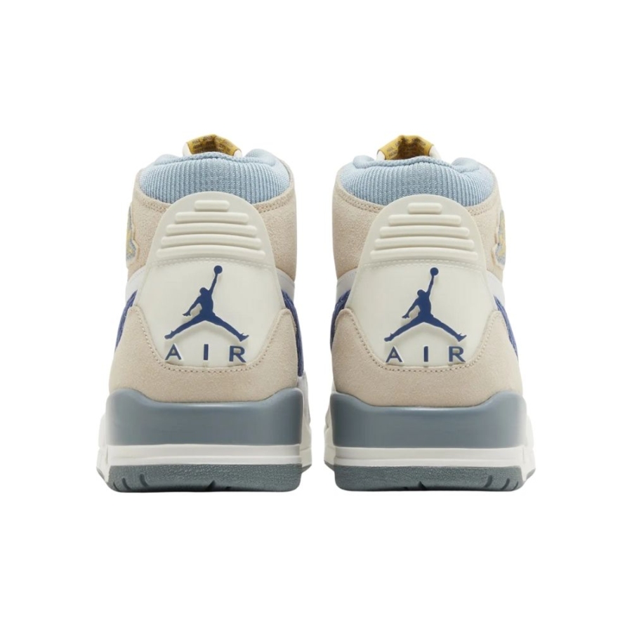 Rear view of the Air Jordan