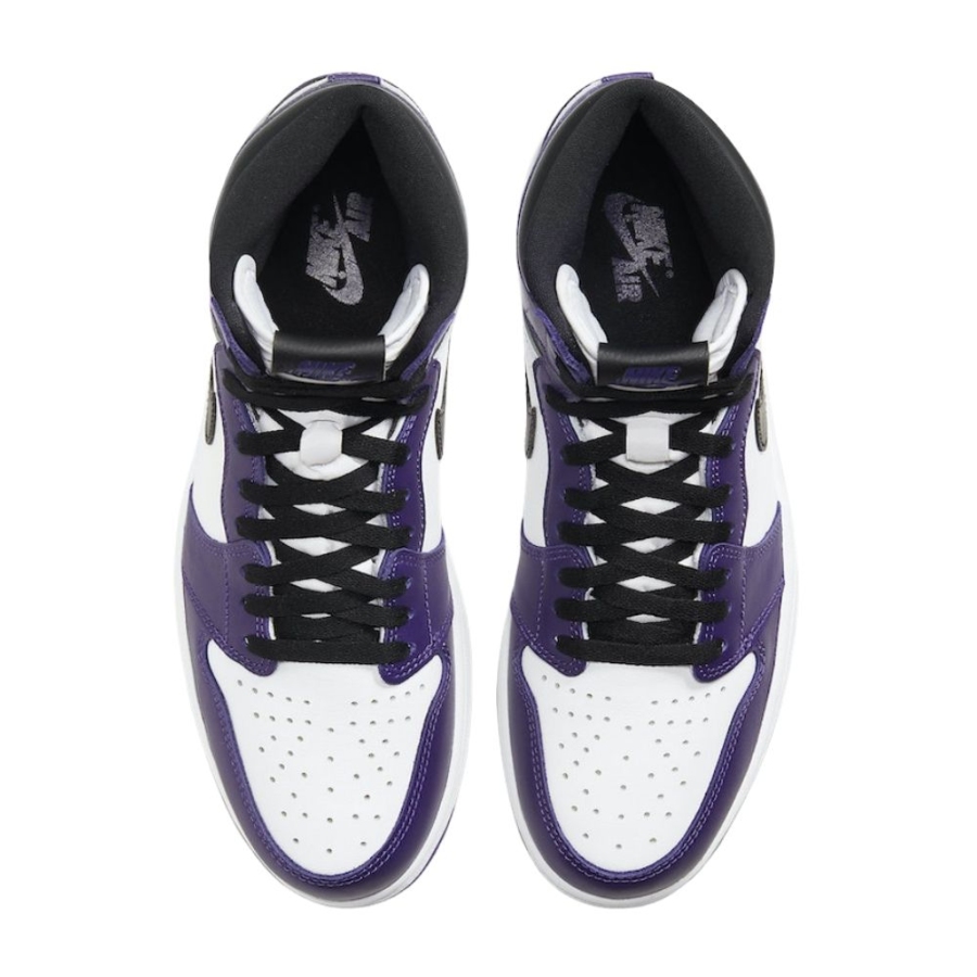Top-down view of the Air Jordan 1