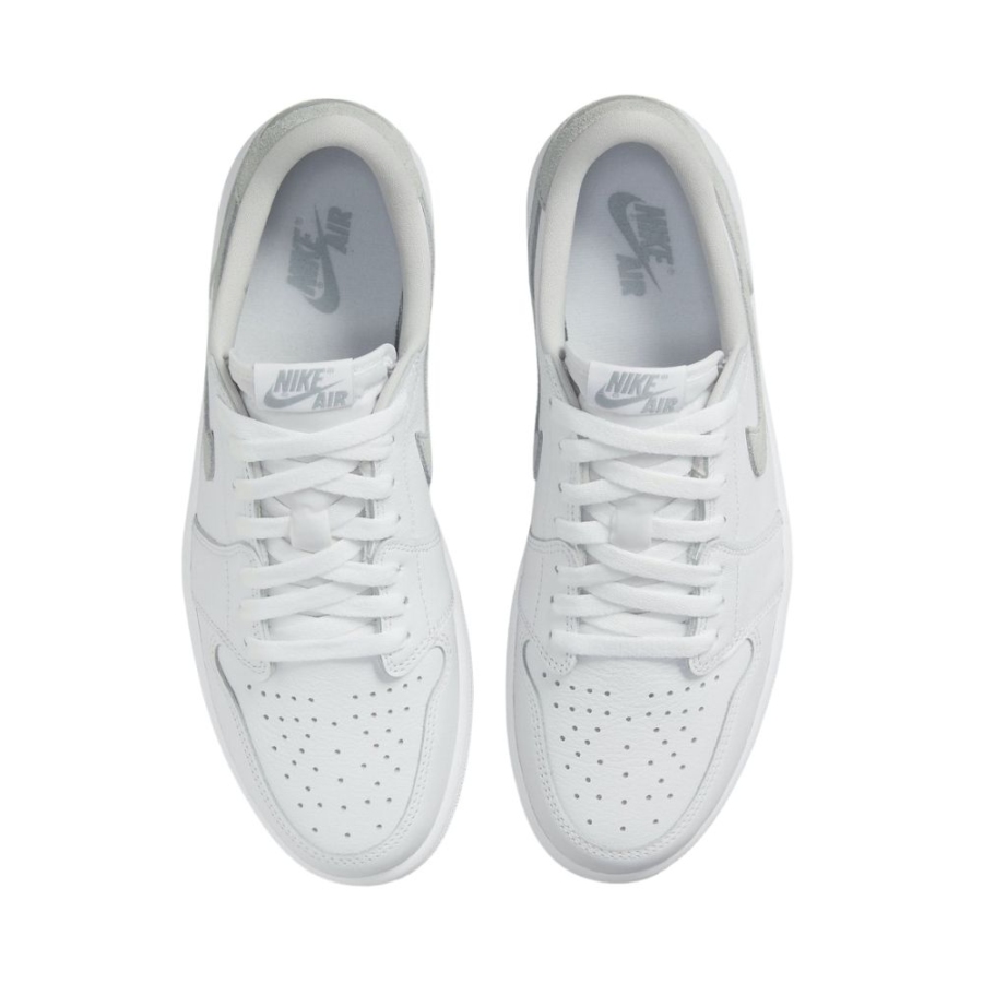 Top-down view of the Air Jordan 1