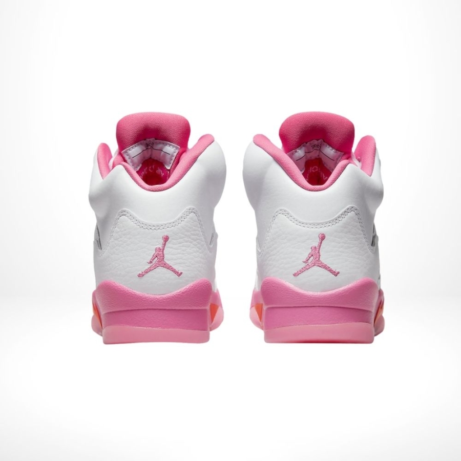 Rear view of the Air Jordan 5