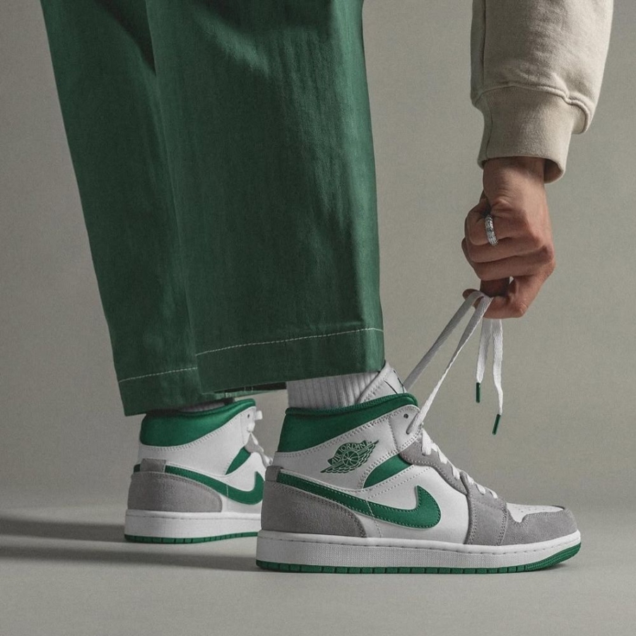 Air Jordan 1 Mid Grey Pine Green SE - Image 9