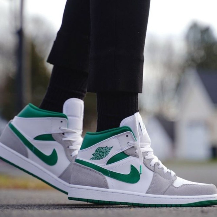 On-foot of the Air Jordan 1