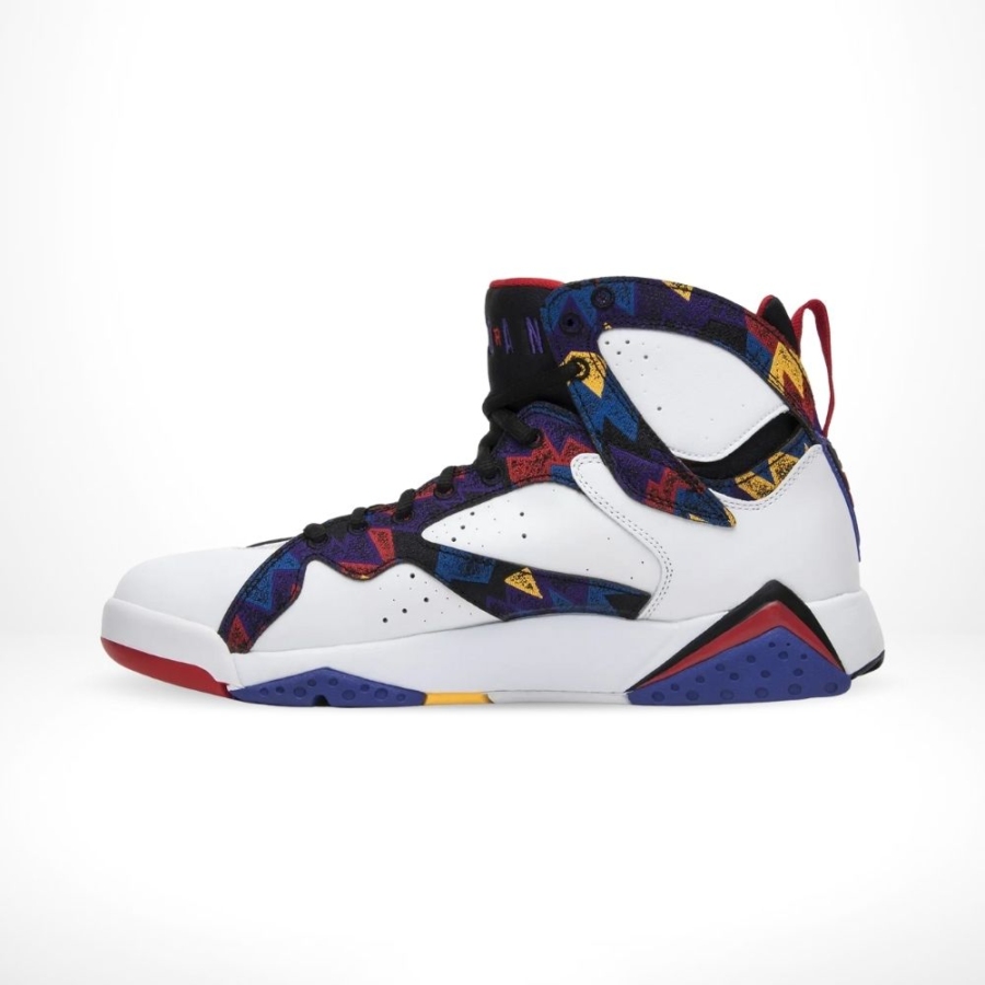 Medial side view of the Air Jordan 7