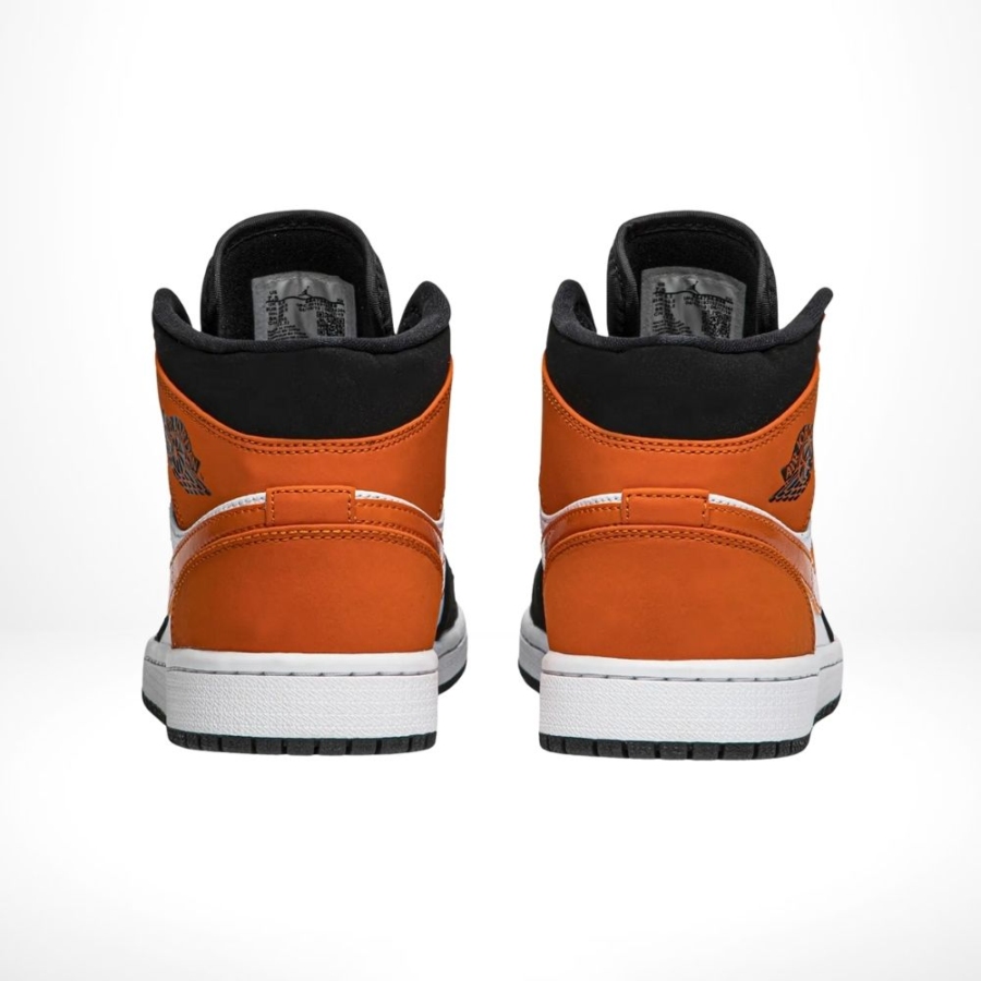 Rear view of the Air Jordan 1